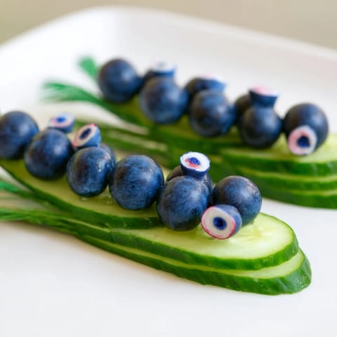 Peacock Tail Cucumber Grapes